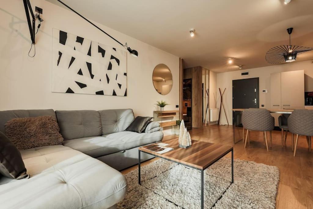 Nest Inn Magic Apartment Kaloşvar Dış mekan fotoğraf